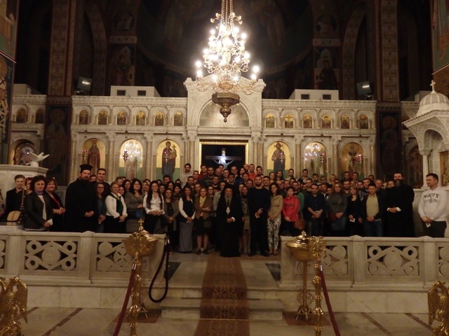 Ξεκίνησαν οι συναντήσεις Νέων,Φοιτητών και Εργαζομένων στο Ναό μας.Ο Σεβασμιώτατος Μητροπολίτης μας,κ.Ιγνάτιος,τέλεσε τον Αγιασμό.