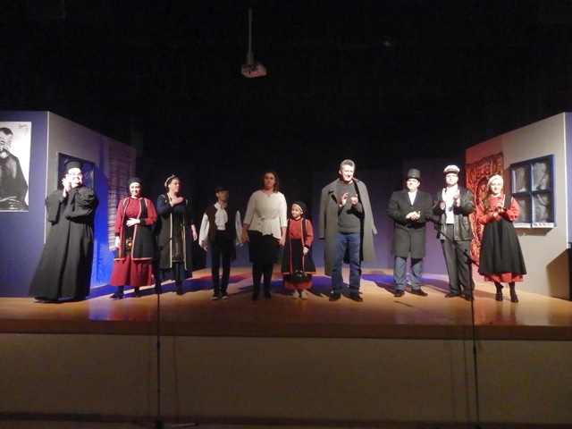 Θεατρική ομάδα. ”Ηγιασμένον κομβολόγιον”