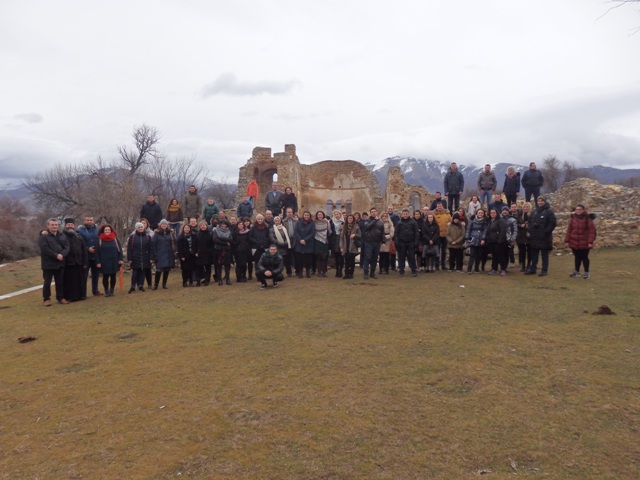 Οι Νέοι του Ναού μας στις Πρέσπες.