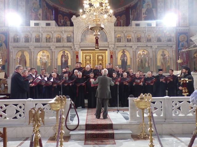 «Η τέχνη να είσαι πατέρας,η τέχνη να είσαι μητέρα» επενδυμένη με θαυμάσιους ύμνους στο Ναό μας.